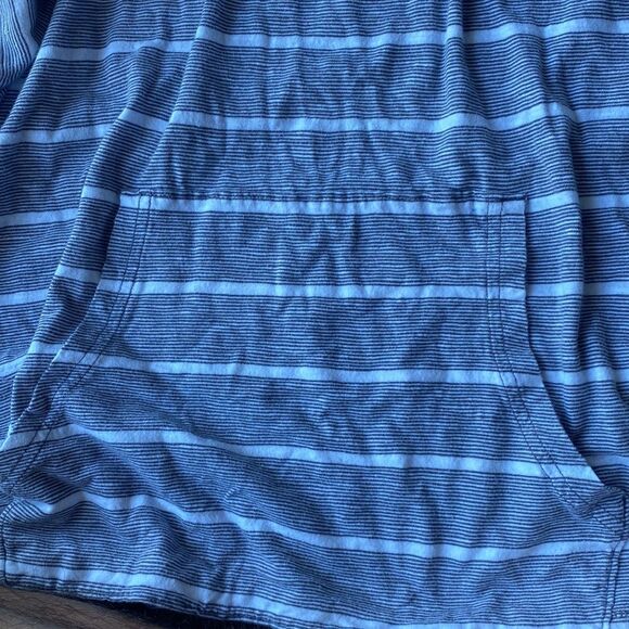 Lightweight hoodie - Picture 2 of 3